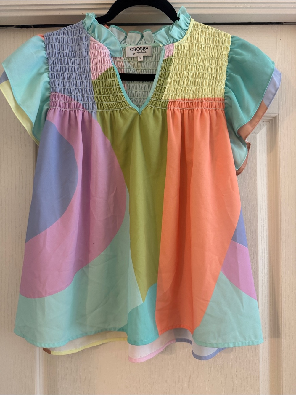 CROSBY BY MOLLIE BURCH PASTEL MULTICOLOR FLUTTER SLEEVE TOP MED